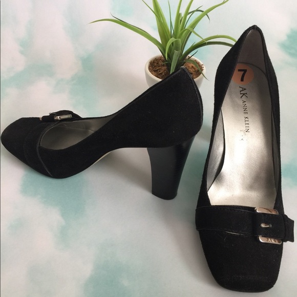 Anne Klein🌷Suede Heels Black Sz 7 - Picture 5 of 8